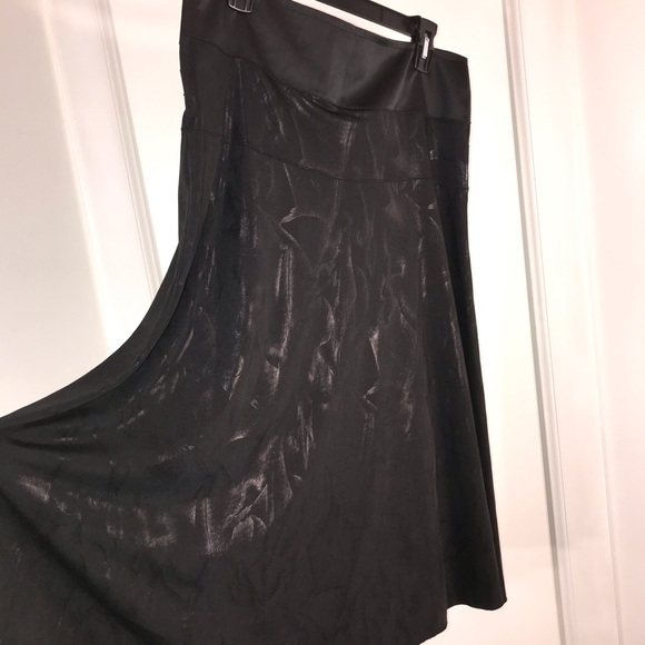 Black Jacquard Pleated Skirt French Designer Style - Picture 8 of 9